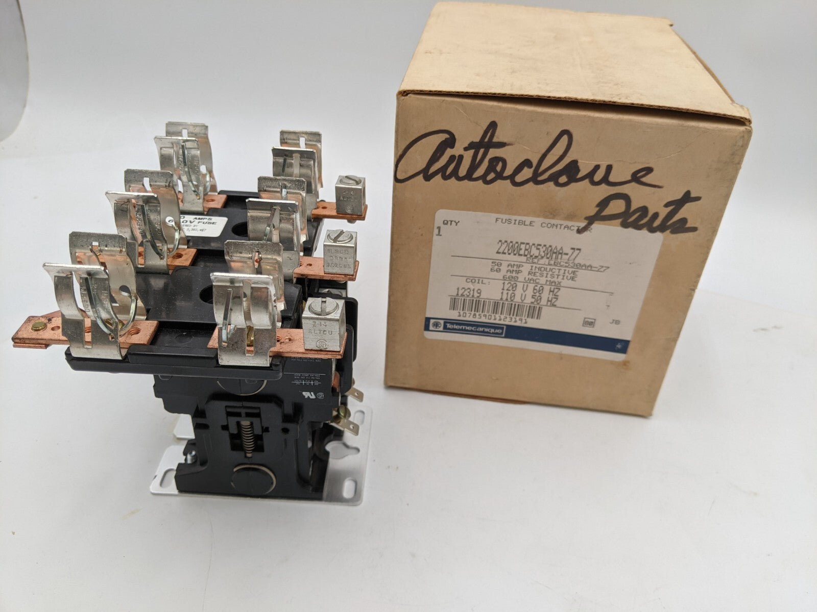 Telemecanique 2200EBC530AA-77 Contactor 600VAC 50A IND/60A RES Coil 110/120V