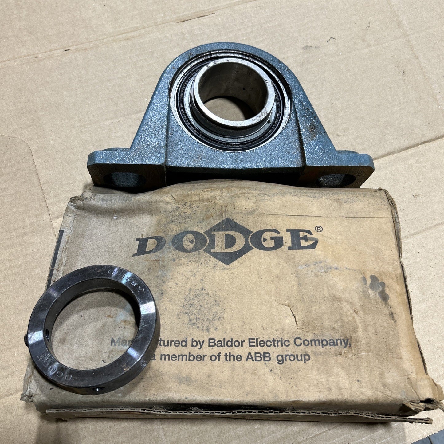 131432 P2B-SXR-215 DODGE PILLOW BLOCK BEARING 2 15/16