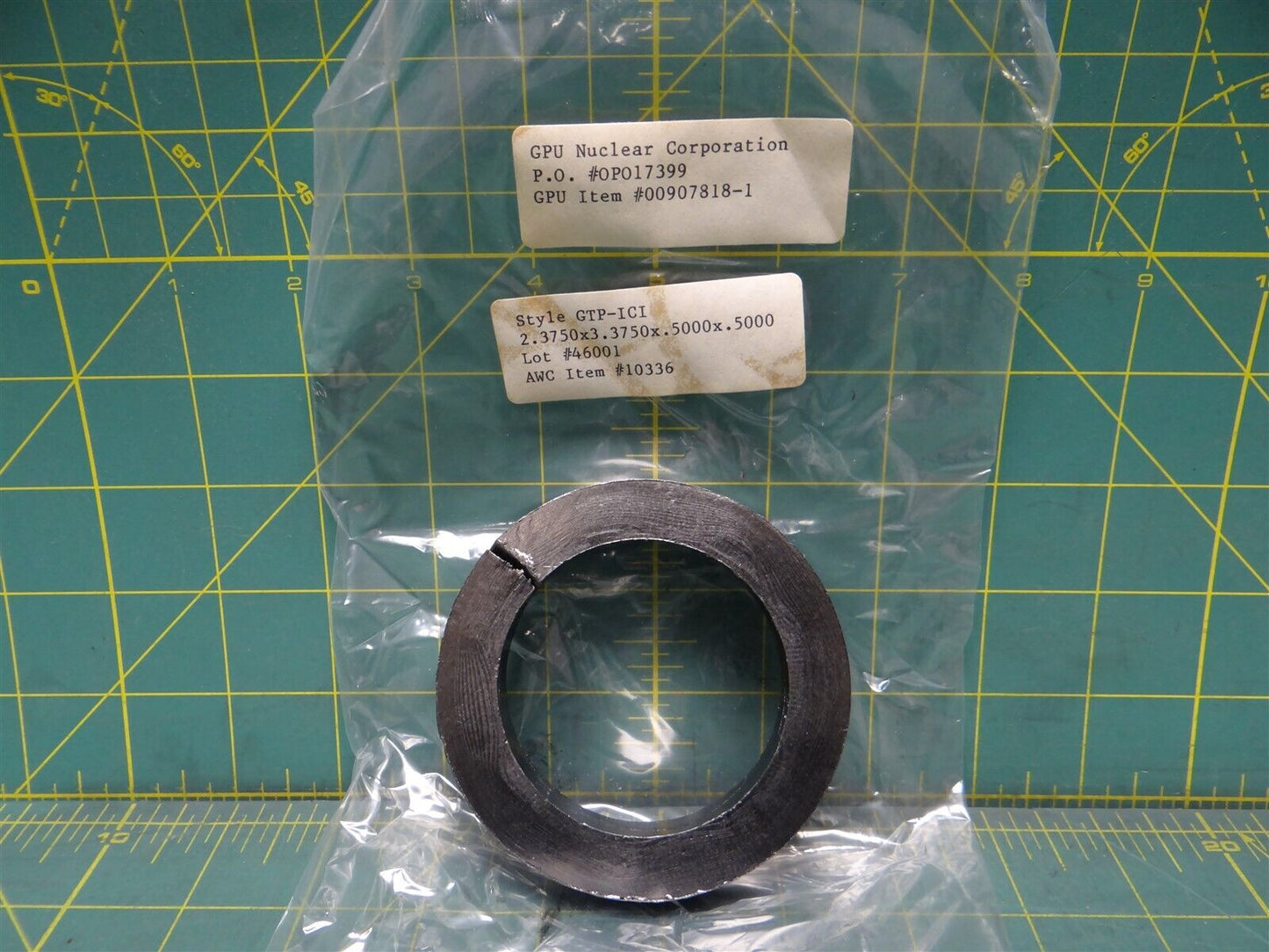 Chesterton 5300 GTPI Graphite Packing Ring 10336 2.375" x 3.375" x 0.5" x 0.5"