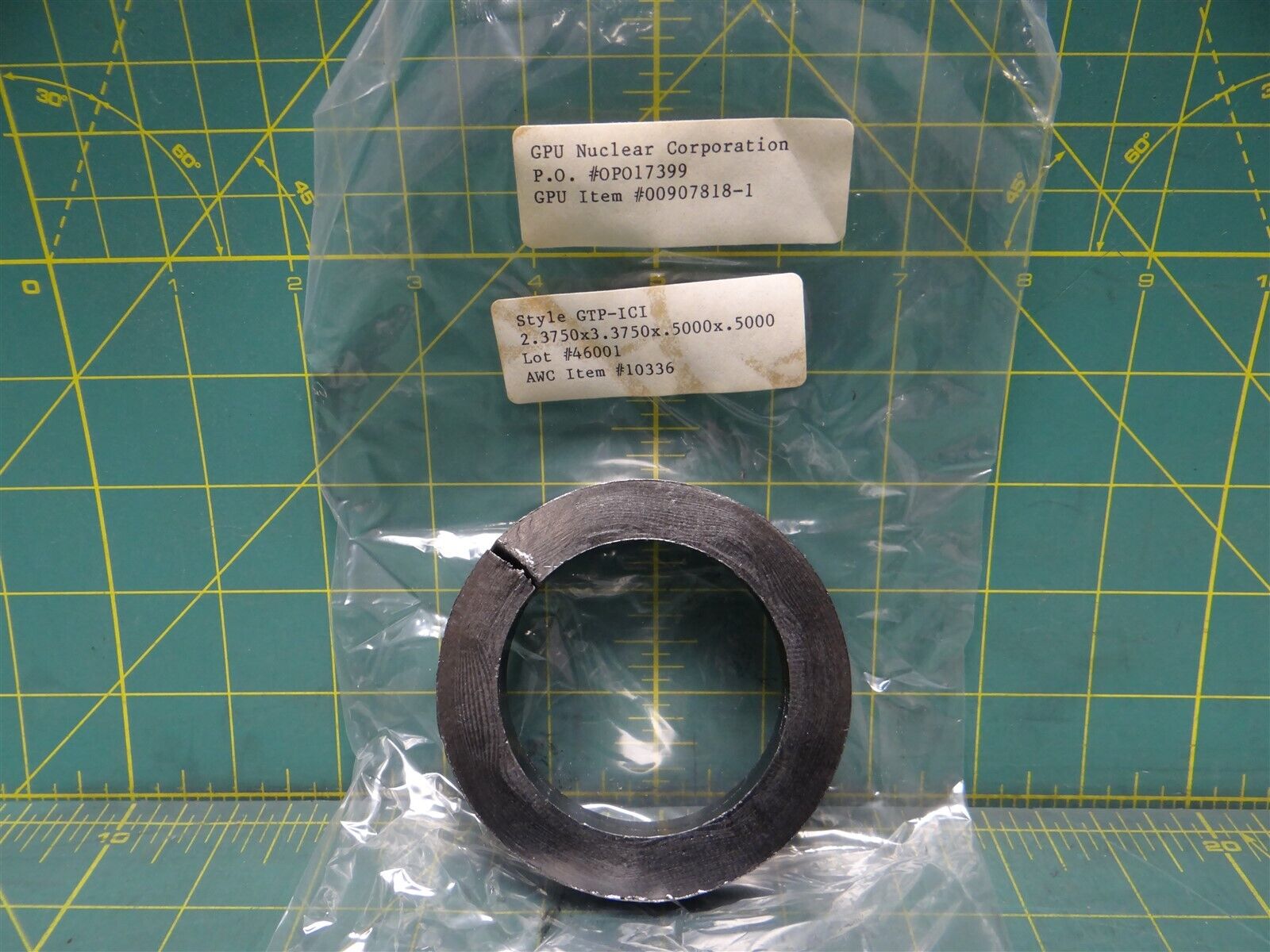 Chesterton 5300 GTPI Graphite Packing Ring 10336 2.375" x 3.375" x 0.5" x 0.5"
