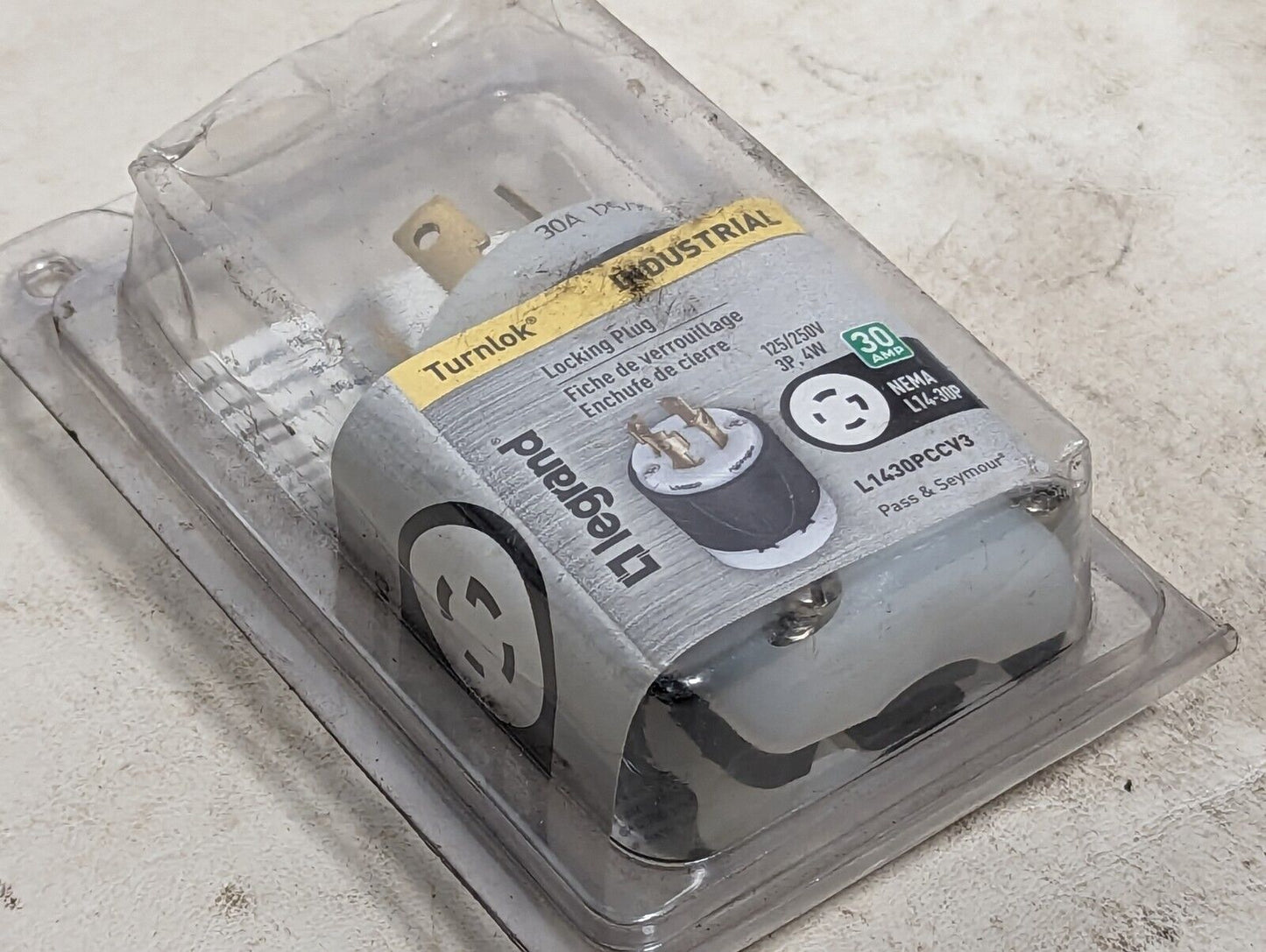 Pass & Seymour legrand L1430PCCV3 industrial locking plug, NEMA L14-30P, 125/250