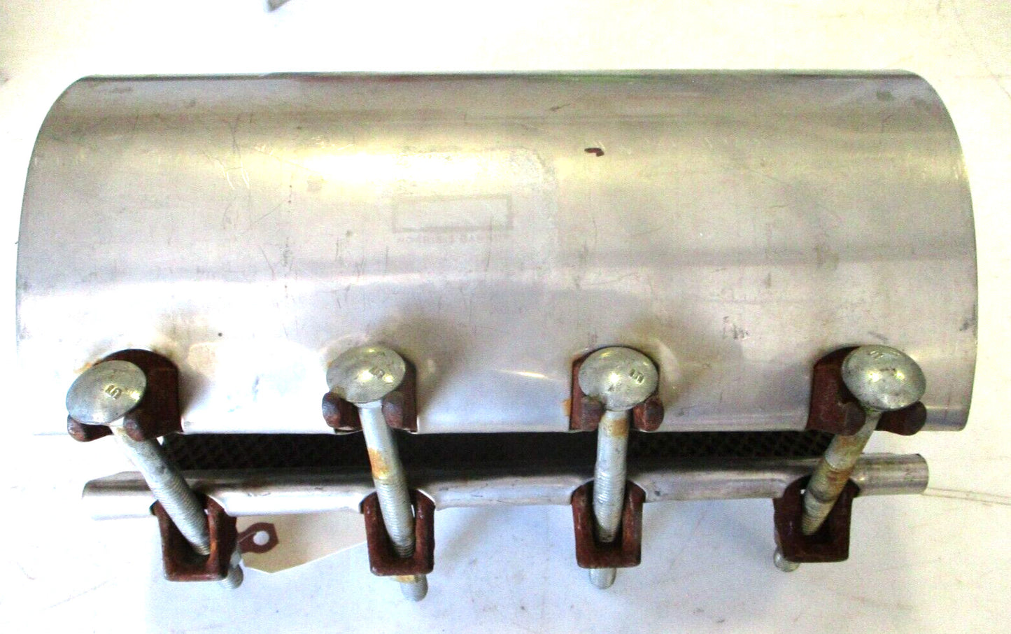 Pipe Repair Clamp Fits 4-1/2" & 5" (5.0-5.63" OD) x 12" Long / 4-Bolt / NORRIS