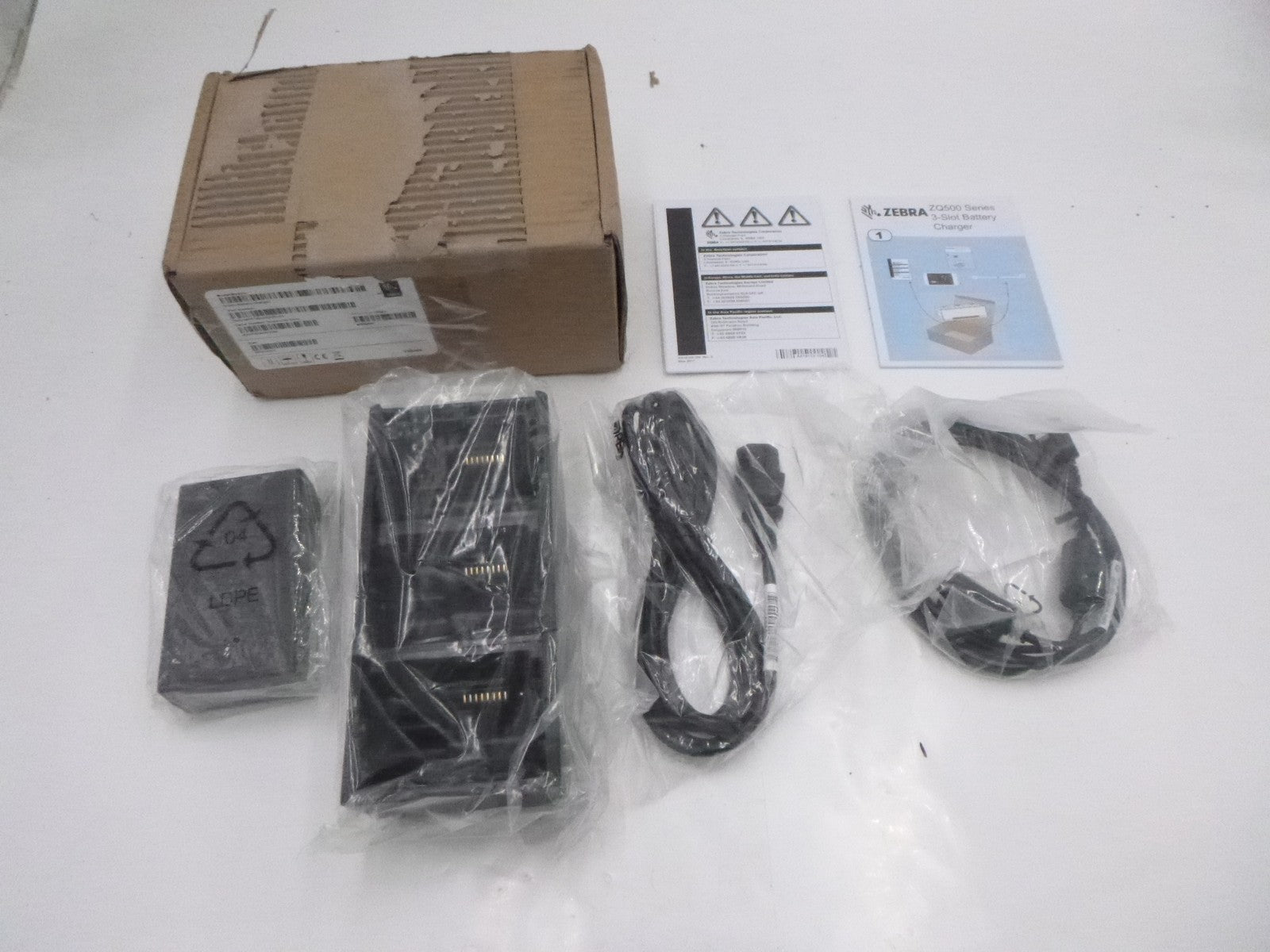 Genuine OEM Zebra 3-Slot Battery Charger For ZQ500/600/200 & QLn220/320/420