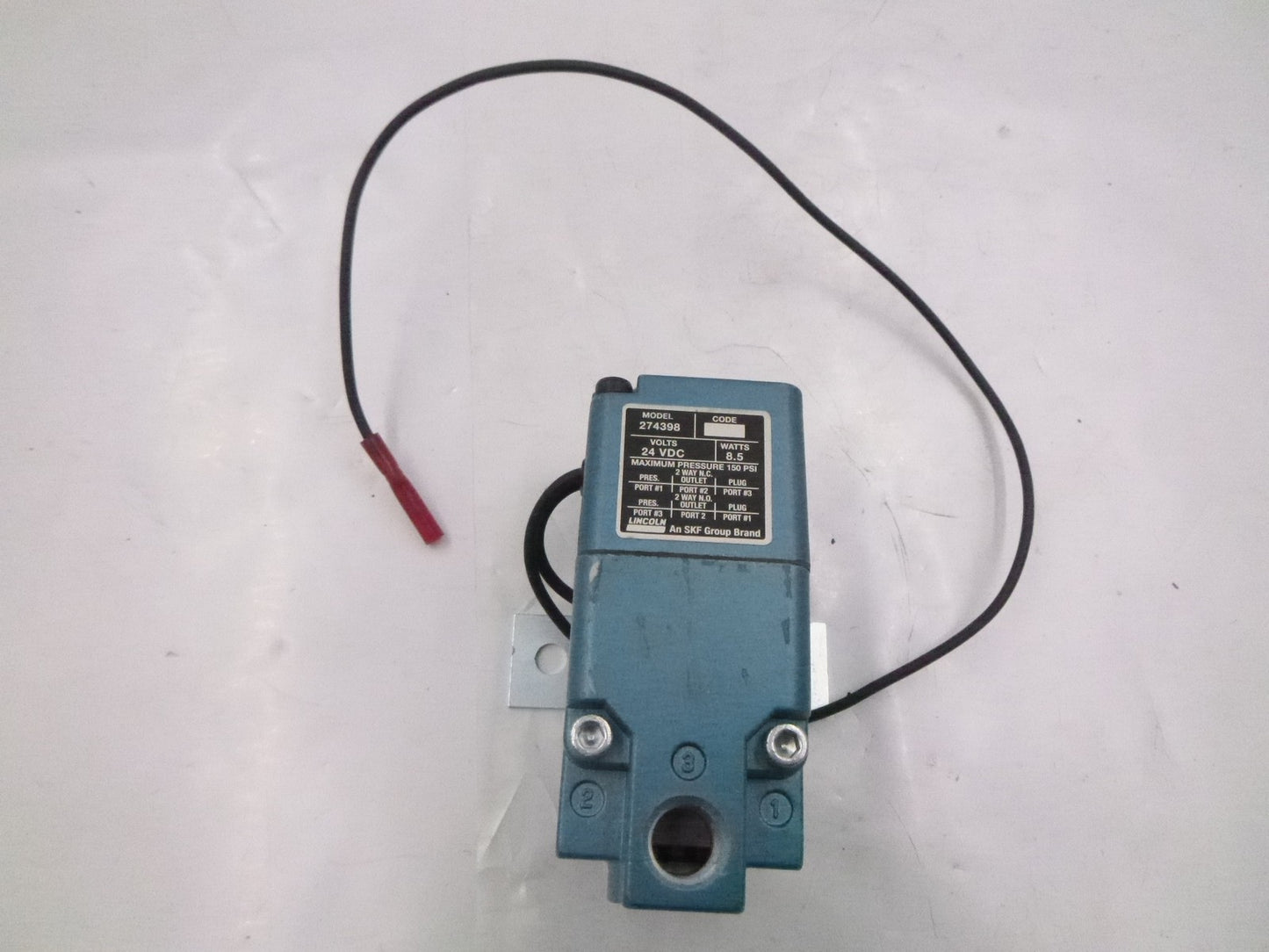 Lincoln Industrial 274398 Electric Solenoid Operated Valve 24VDC 8.5W