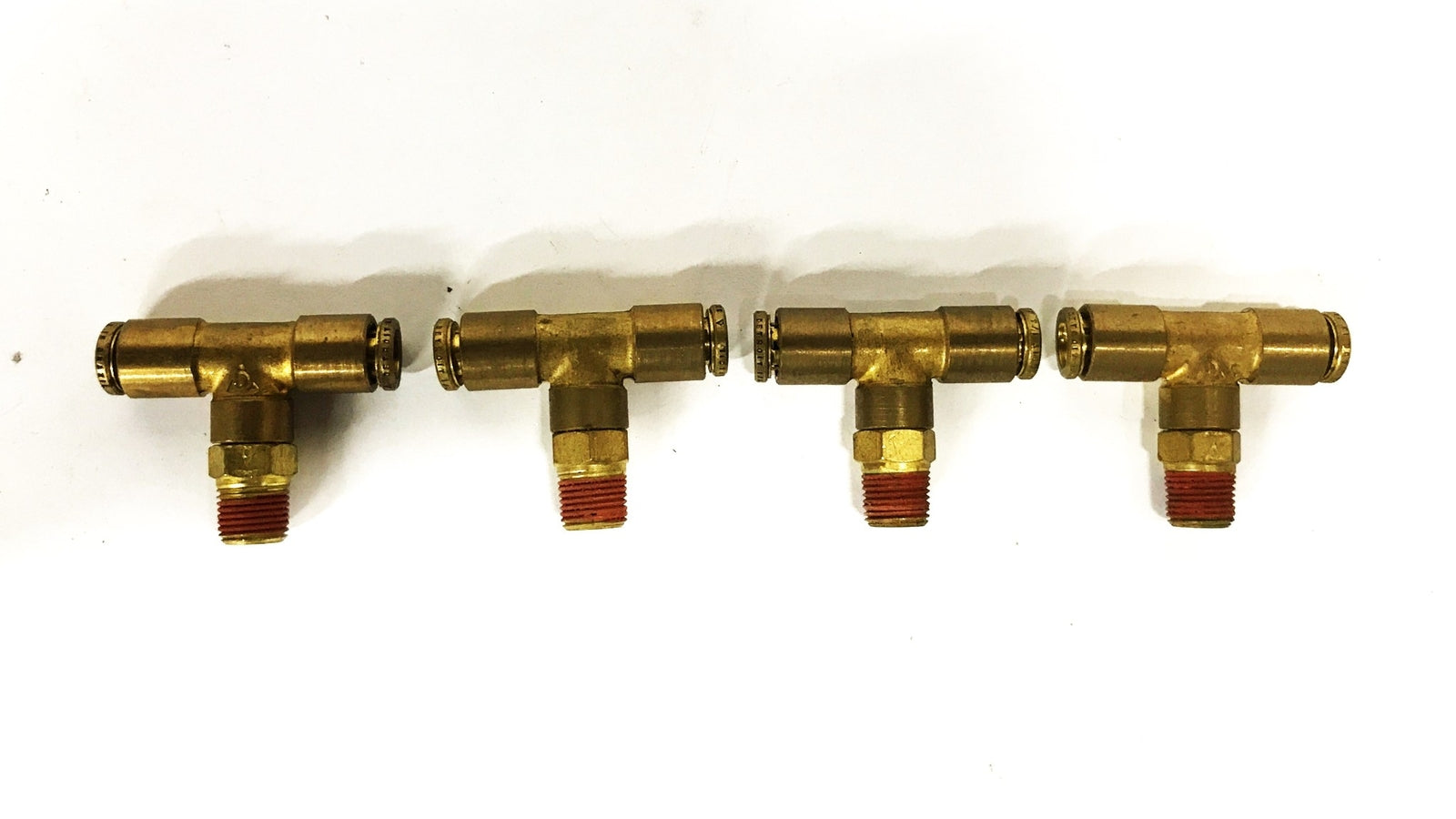 Detroit 1/8 NPT x 1/4 Push Connect Brass Tee KQ2T07-34S [Lot of 4] NOS