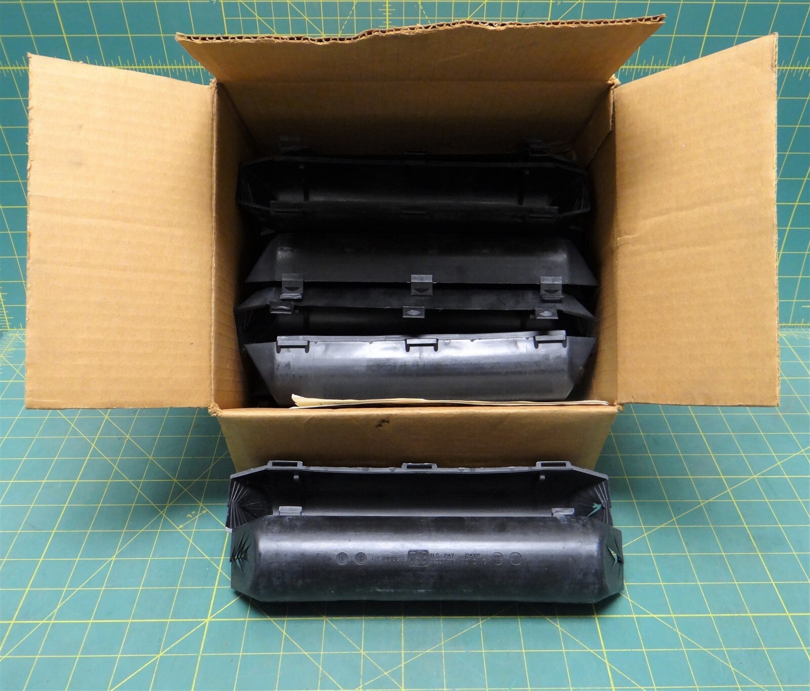 5 Thomas & Betts HT1000C-L Polypropylene H-Tap Insulating Soft Covers 63170