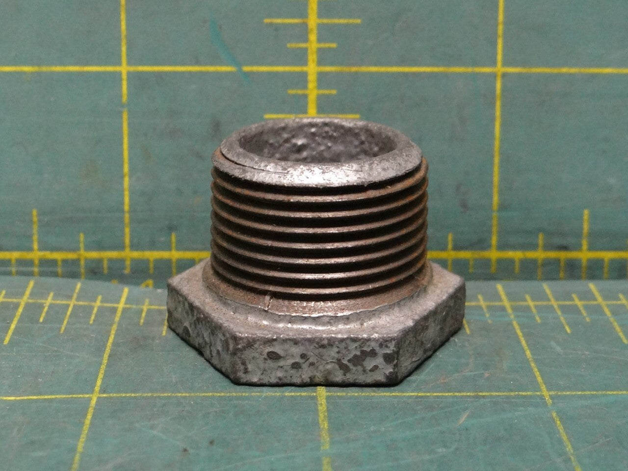 3/4 in. x 1/4 in. Galvanized Malleable Iron MNPT x FNPT Hex Bushing Fitting