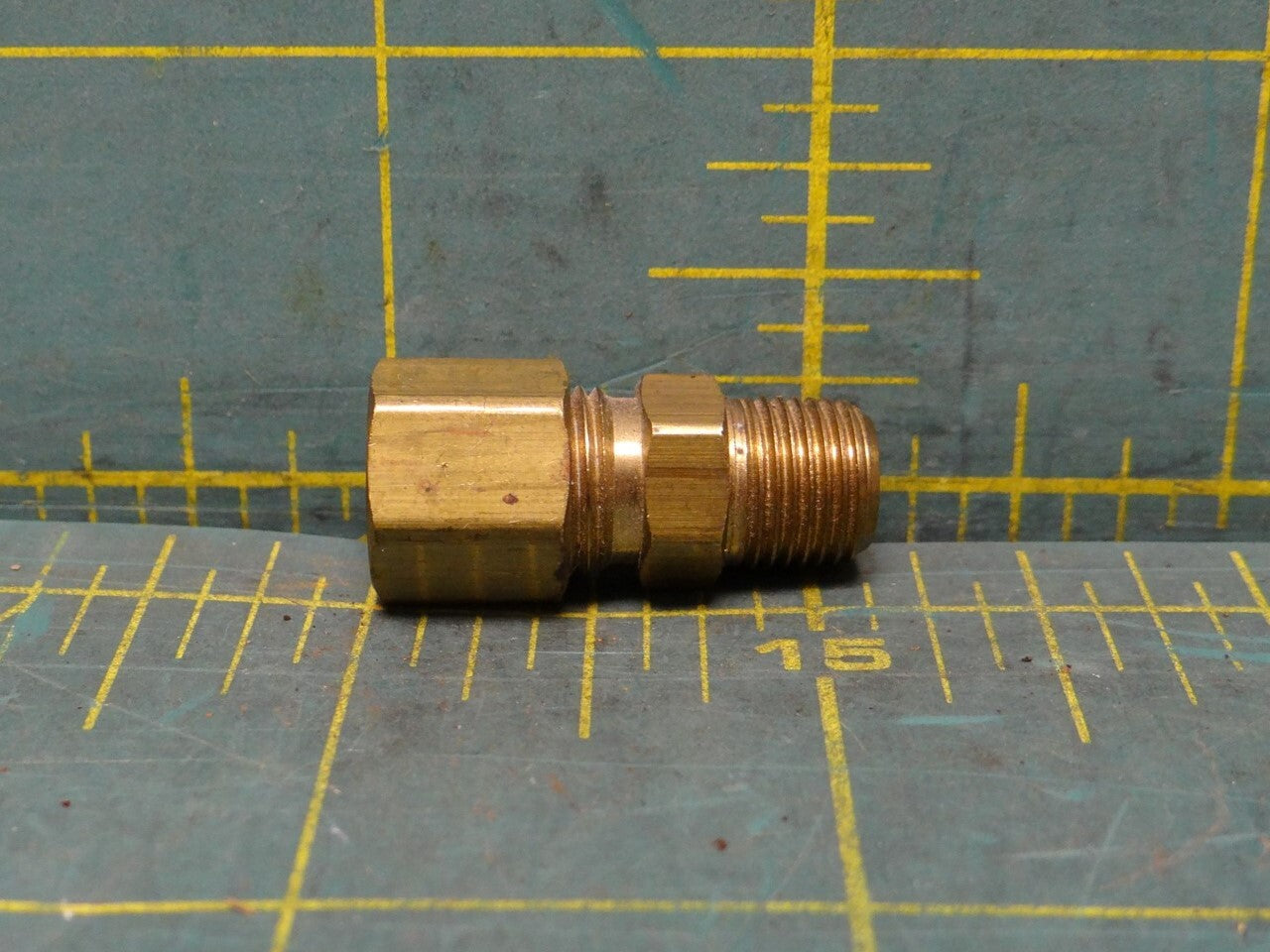 1/4 in. O.D. Tube Compression x 1/8 in. MIP Brass Compression Adapter Fitting