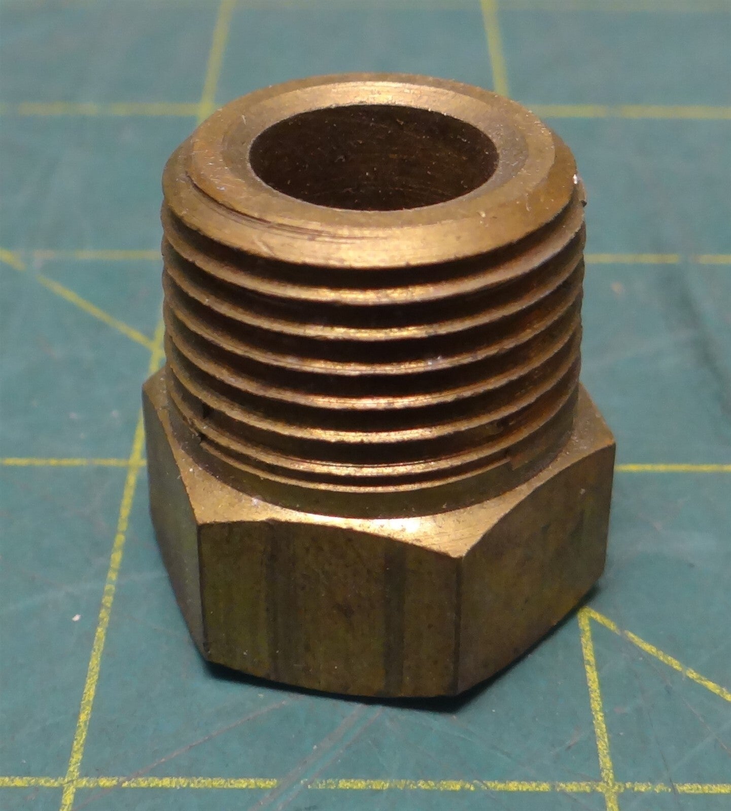 3/8" Female NPT X 1/2" Male NPT Brass Adapter Pipe Fitting 