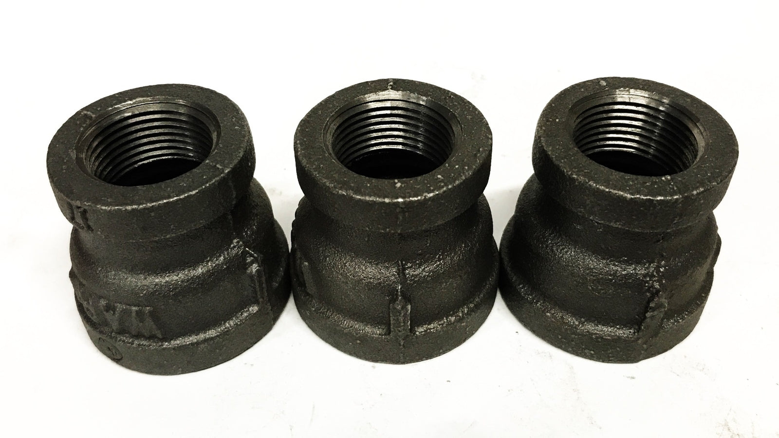 Ward 1 inch Female x 3/4 inch Female Malleable Iron Coupling [Lot of 3] NOS