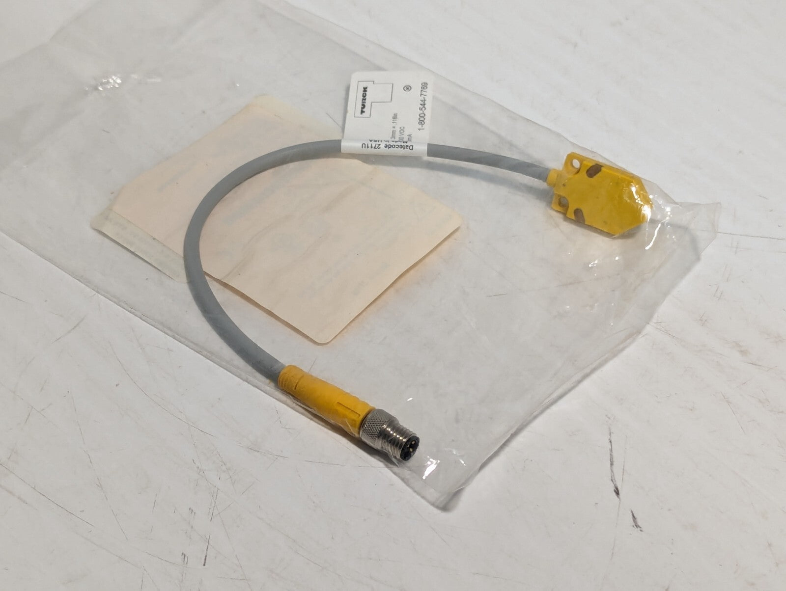 NEW Turck BI3-Q06-AP6X2-0.2-PSG3M 3-Wire DC Sensor