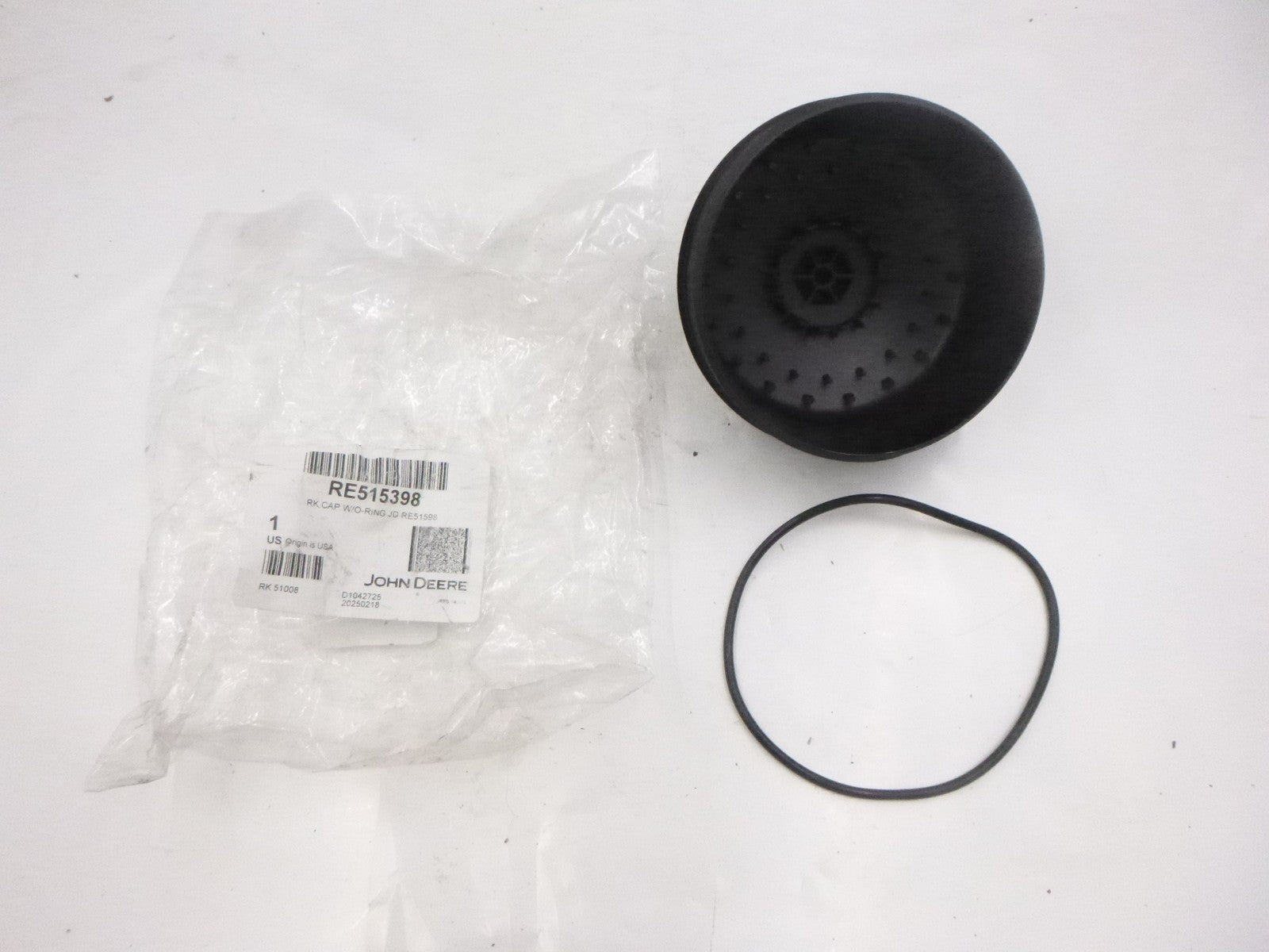 Genuine OEM John Deere Engine Oil Filter Cap RE515398 w/ O-Ring For 7R290 7R310