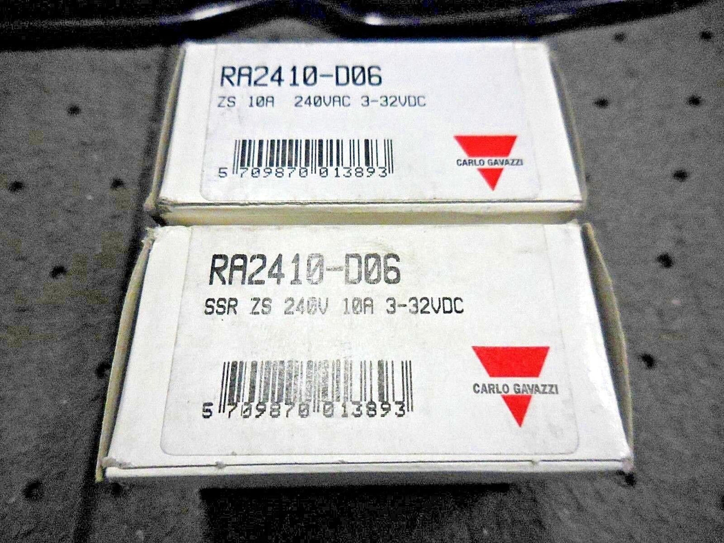 Carlo Gavazzi RA2410-D06 Solid State Relay (240 VAC, 10 A, 3-32 VDC) Lot of 2