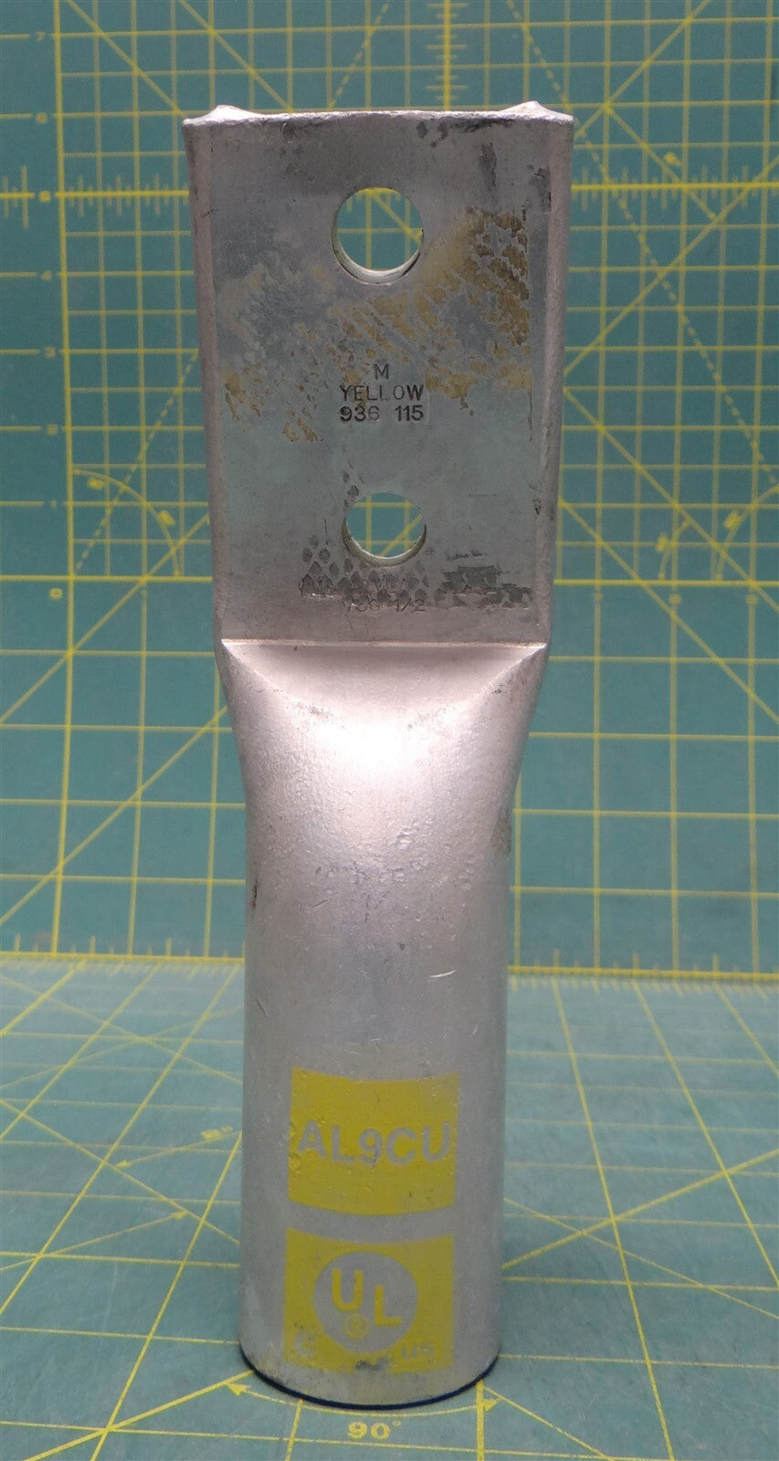 Burndy YA39A5 Yellow Two-Hole Lug Straight Barrel Compression Connector 750kcmil