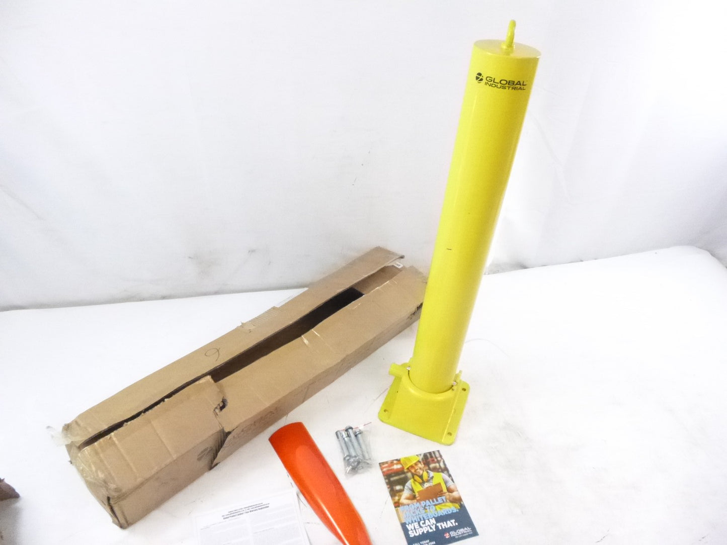 Global Industrial Yellow Collapsible Bollard 4-1/4" Dia 35-1/2" Extended Height