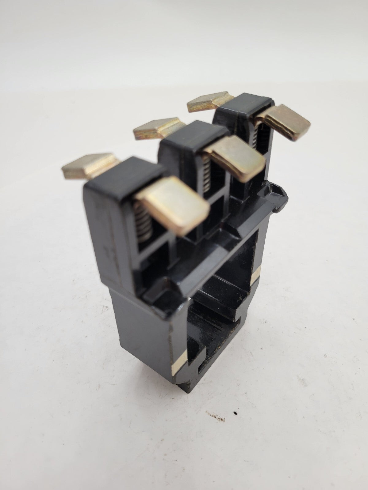 Allen-Bradley X-232701 Cross Bar Assembly for Bulletin 702 Starter Size 2 Ser K