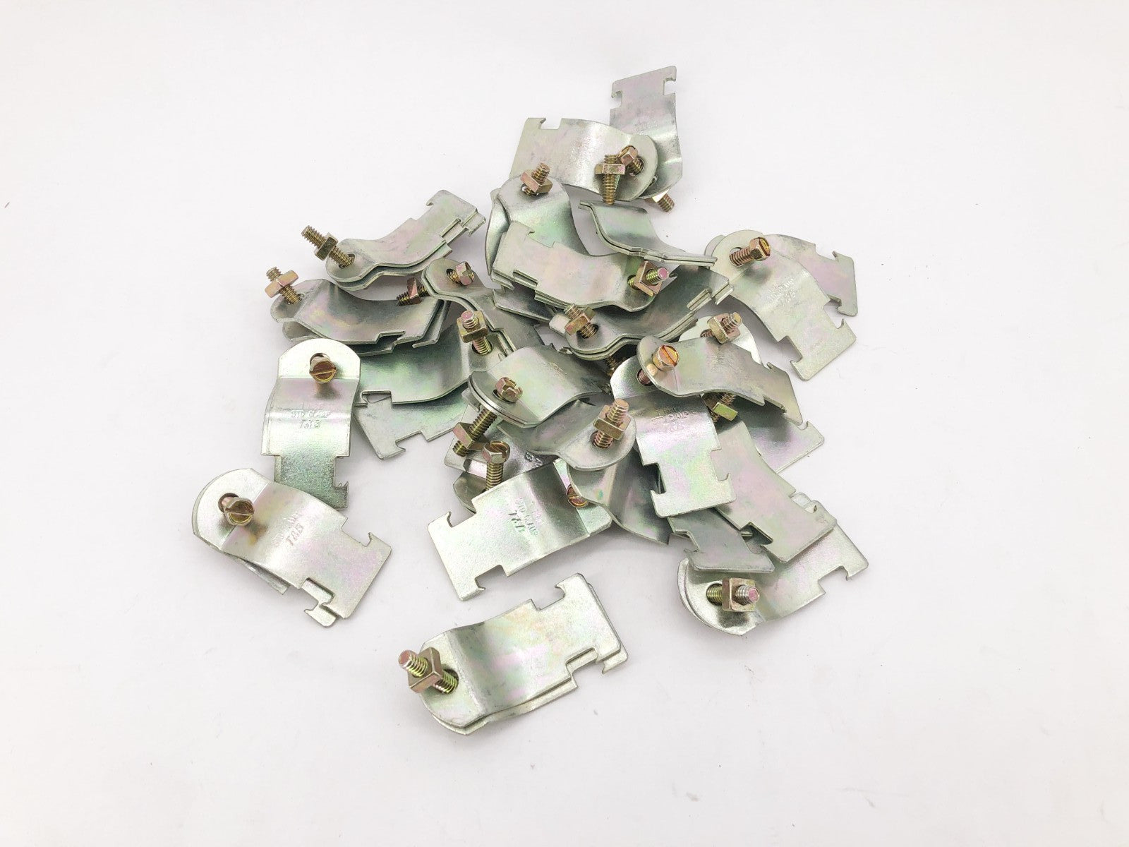 Lot of 22 Thomas & Betts 702-1 Conduit Clamps Rigid Or IMC 1" - No Box