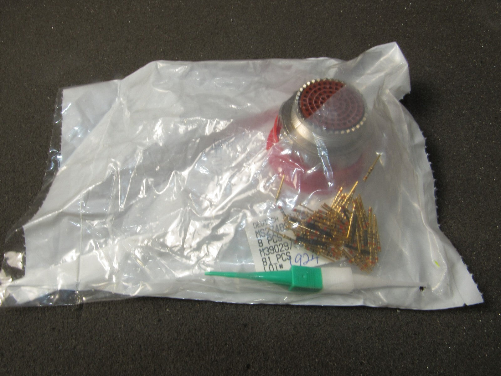DEUTSCH D38999/26FG35PN Straight Plug - Pin - DTS 79 C Size 22 D