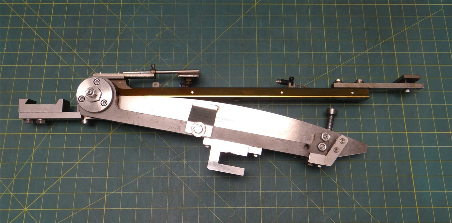 Laudenberg 8500K3296 Knife Station for FBM-52, 26.25" Long, 7" High, 4.75" Wide