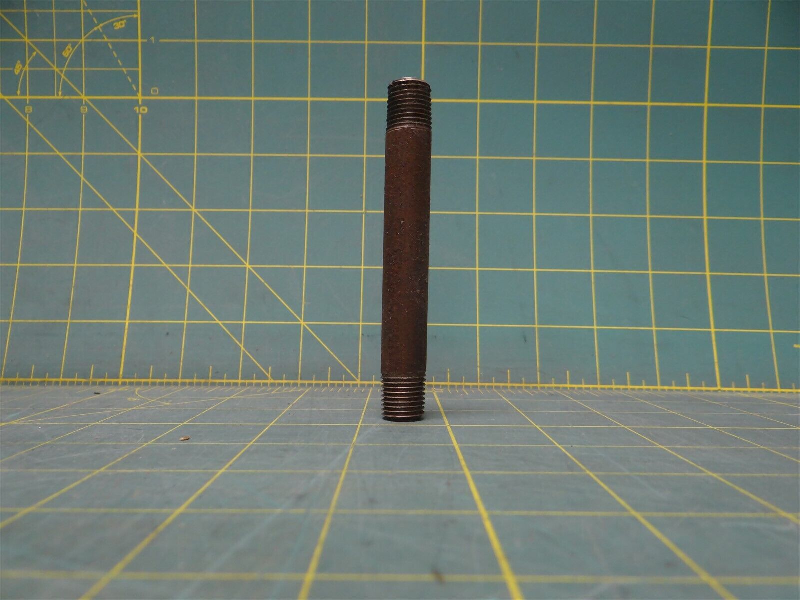 1/4" x 4" Pipe Fitting Nipple Male NPT Steel Tapered Threaded Schedule 40 Welded