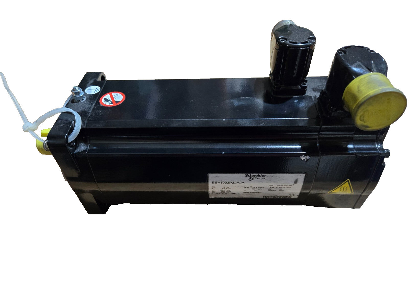 Schneider BSH1003P32A2A Servo Motor NEW out of box