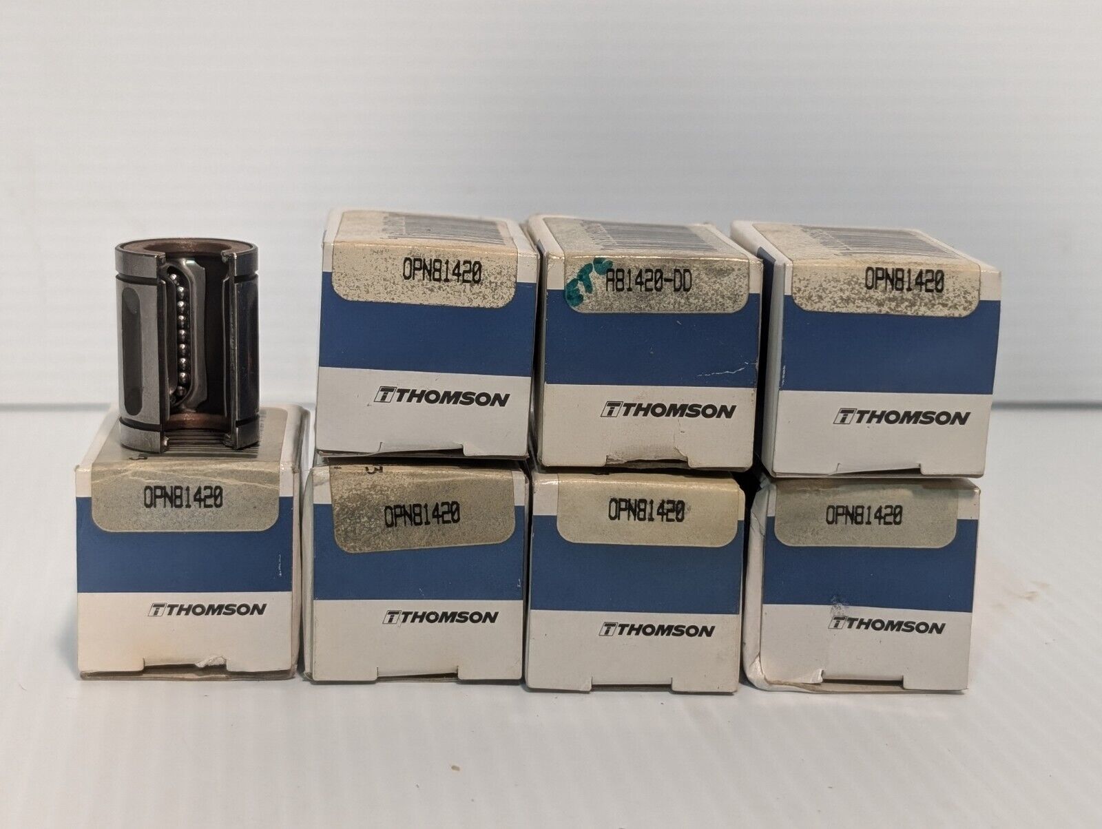 Lot of 7 Thomson OPN81420 Linear Ball Bushing Bearings & Returns