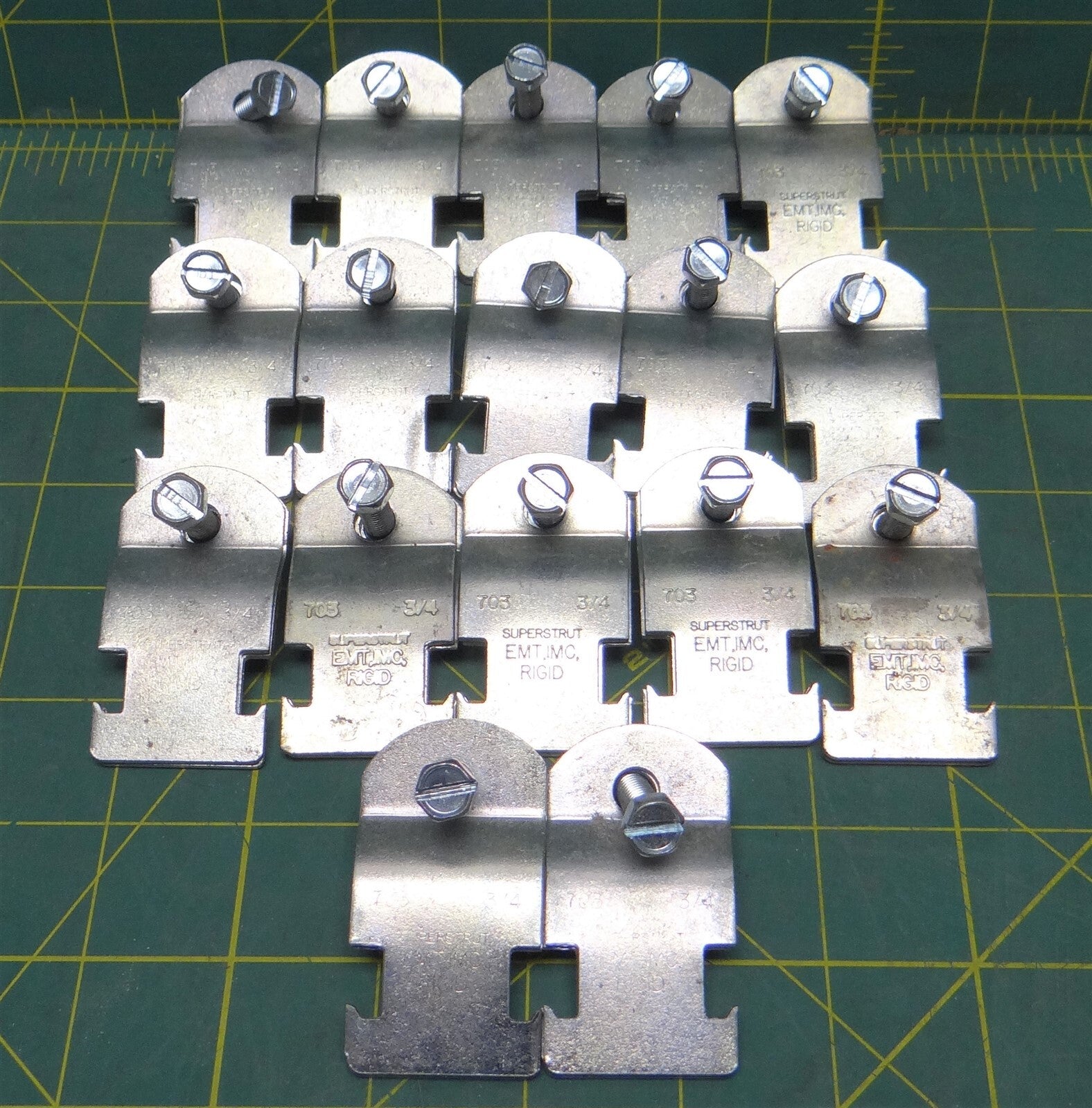 (17) Superstrut 2-Piece Rigid/IMC/EMT Conduit Clamp ElectroGalv Finish 3/4" 14ga
