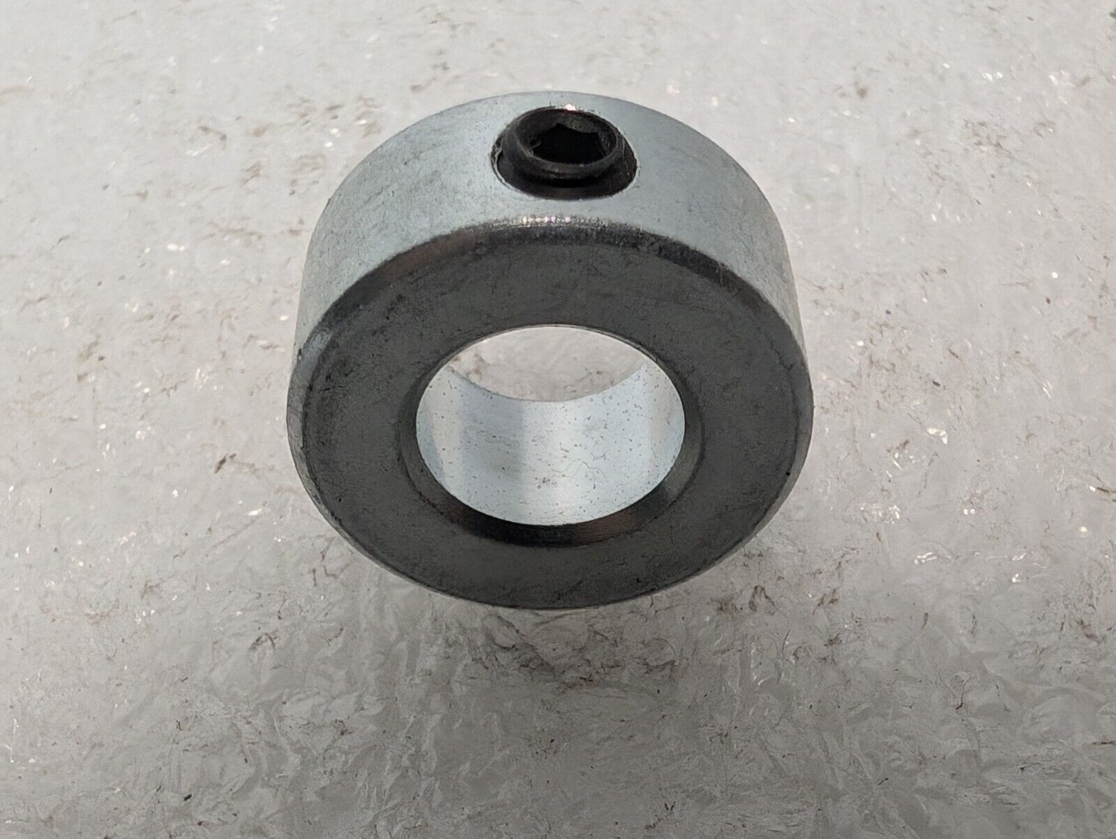Lot of 4 (Brand Unknown) 1/2 Steel Shaft Locking Collars