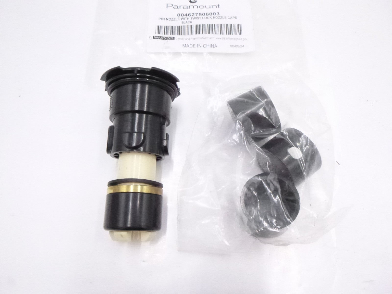 Paramount 004627506003 PV3 Nozzle with Twist Lock Nozzle Caps Black