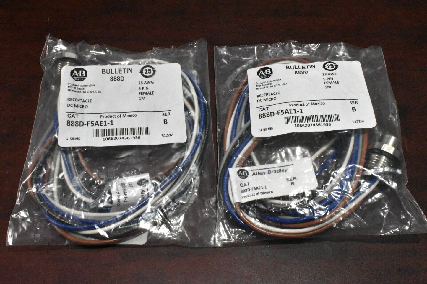 [Lot of 2] Allen Bradley 888D-F5AE1-1 Ser B Female 5-Pin Receptacle DC Micro