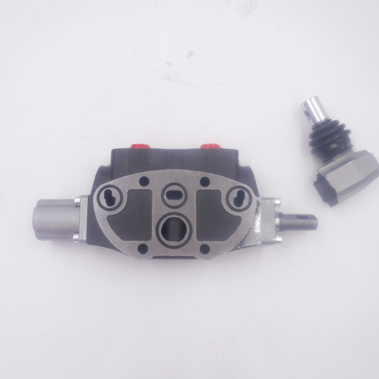 Walvoil Hydraulic Distributor Control Valve Section 613105001 SD8/P-18L SEE DESC