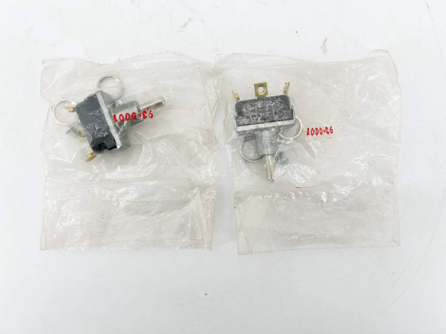 New Lot of 2 Rexnord 93-0001 Toggle Switch 20A 250V SPDT On/OFF/On