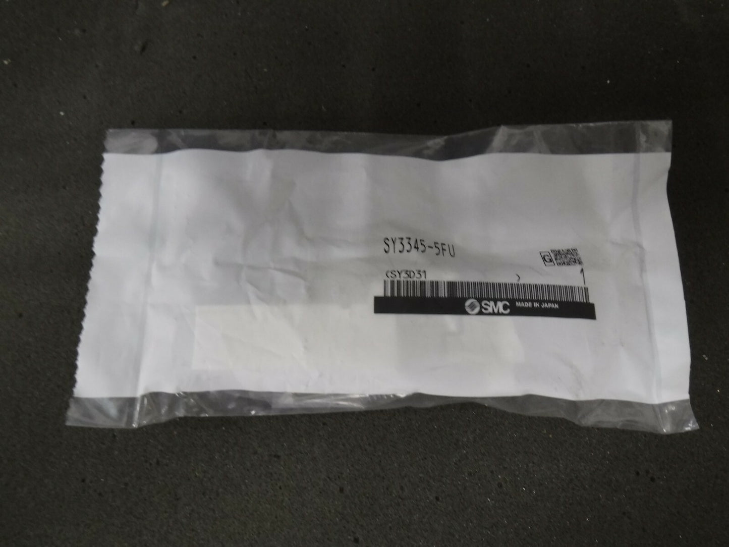 SMC SY3345-5FU Valve Dual Body Sy Body Port  "NIB"