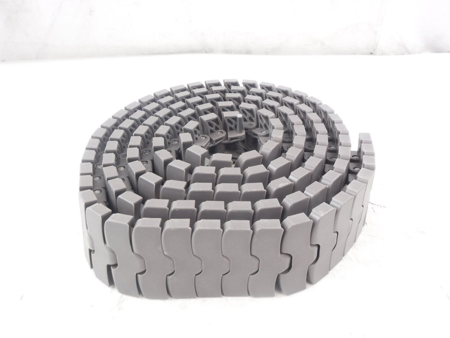 10'L Rexnord 84mm W Gray FTM1055 K84MM HP Table Top Chain 10145338