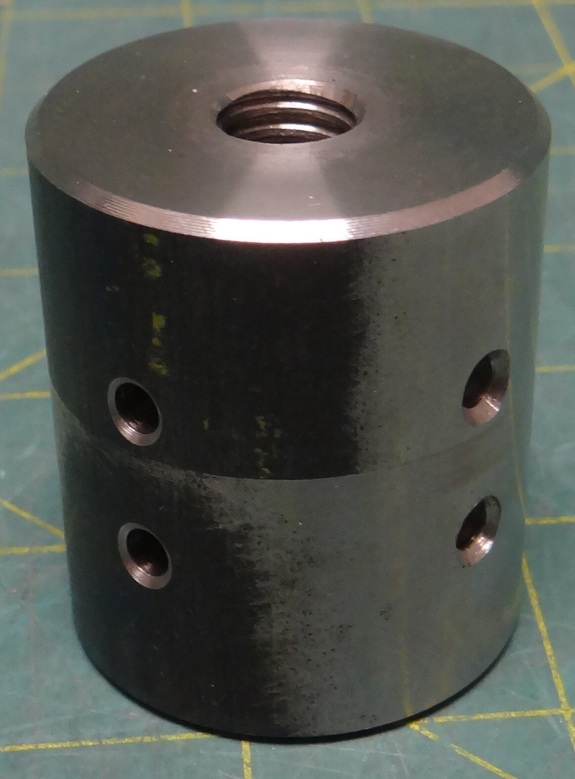 Set Screw Shaft Coupling 1.5in OD 1.75in Length 0.4in ID ETD 150 16 Side Holes