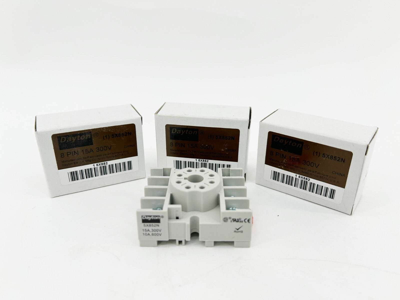 New Lot of 3 Dayton 5X852N Standard Duty Relay Socket 300V 15A 8 Pin