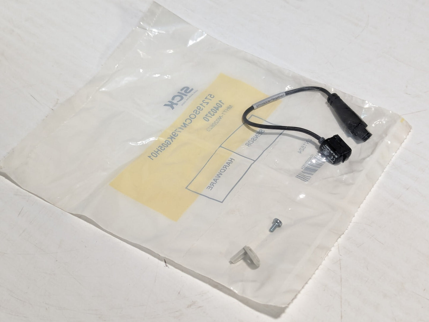 SICK MHT1-N020S23 Photoelectric Sensor, 1040370, 57219SOCN179K605H01 - Free Ship