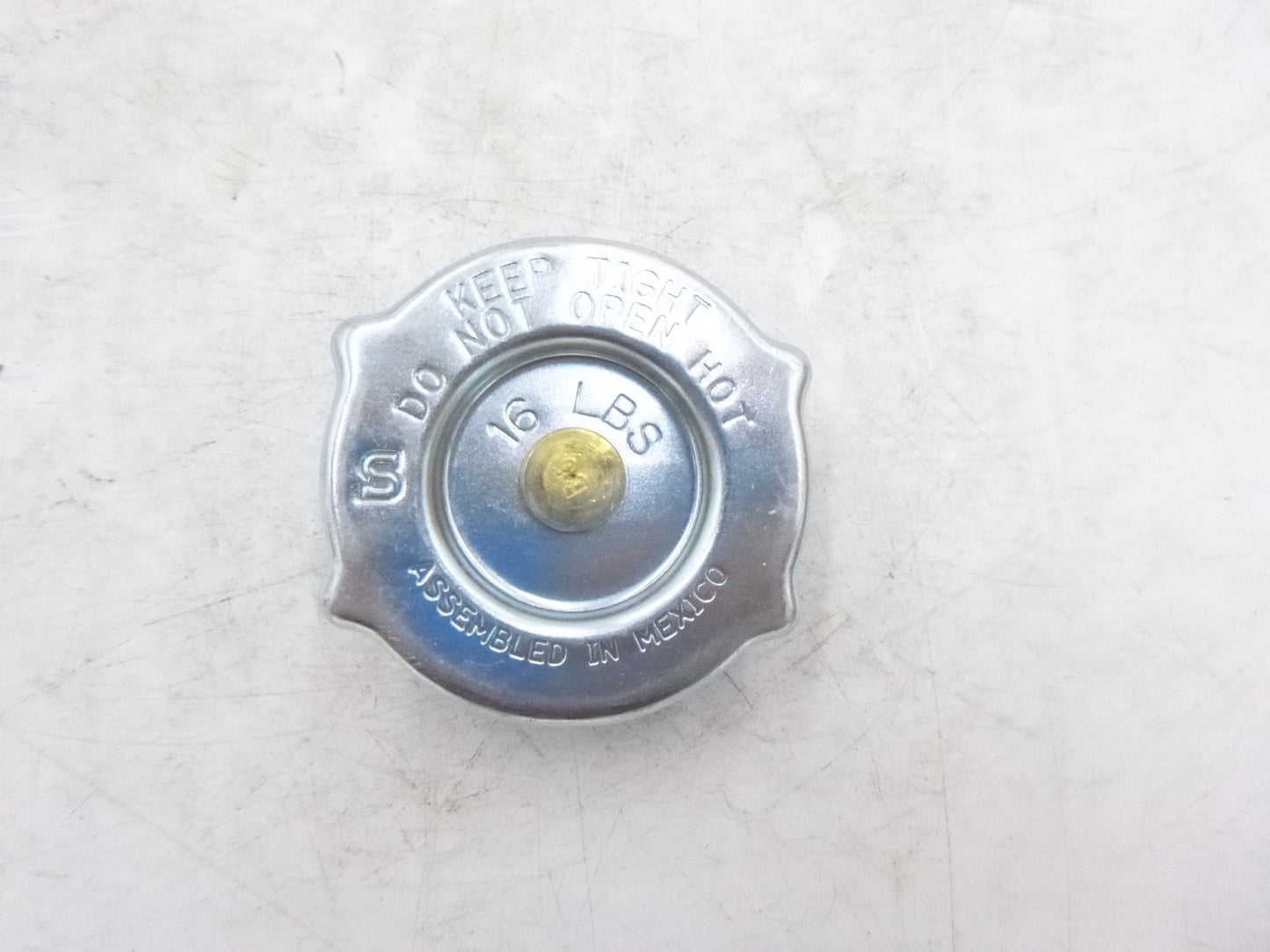Genuine OEM CNH New Holland 87406949 16LBS PSI Radiator Cap for 420 435 445 450