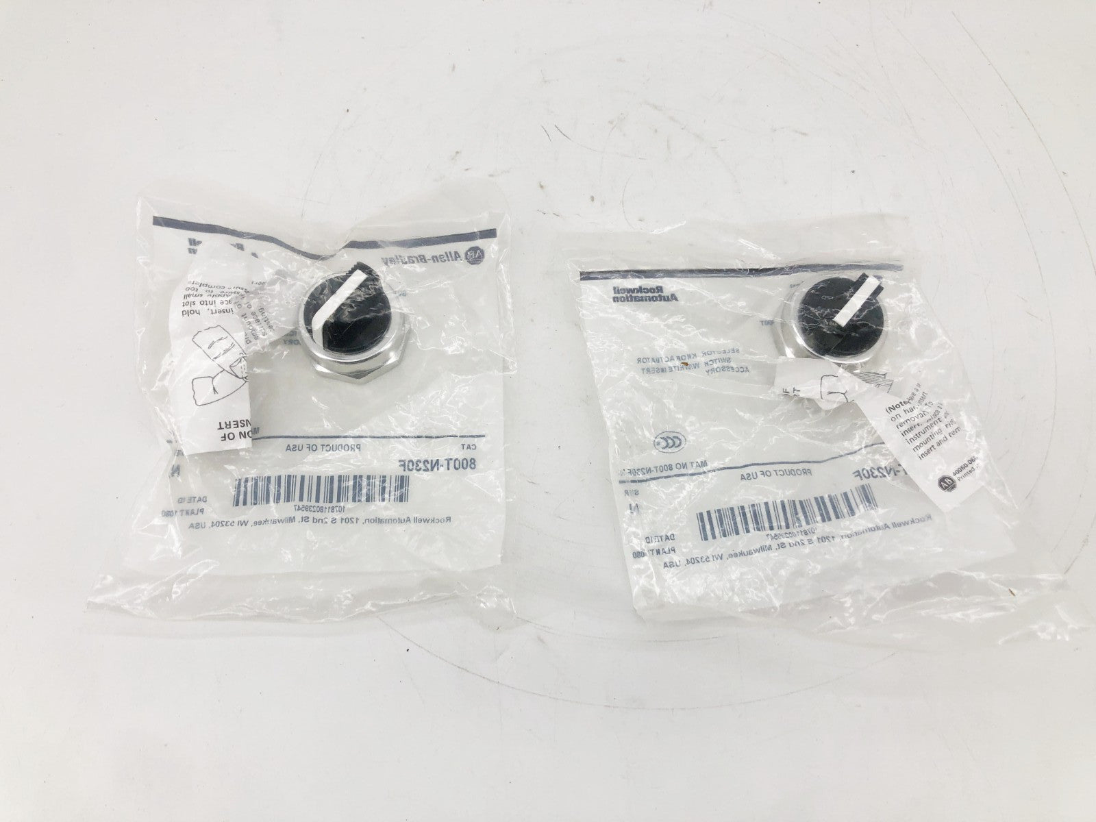 Lot of 2 New Allen-Bradley 800T-N230F Ser. N Selector Switch Knobs