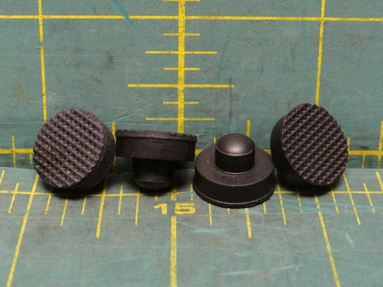 23 Piece Rubber Stem Bumper B629NS 629NS 1/2" OD for 1/4" ID Hole