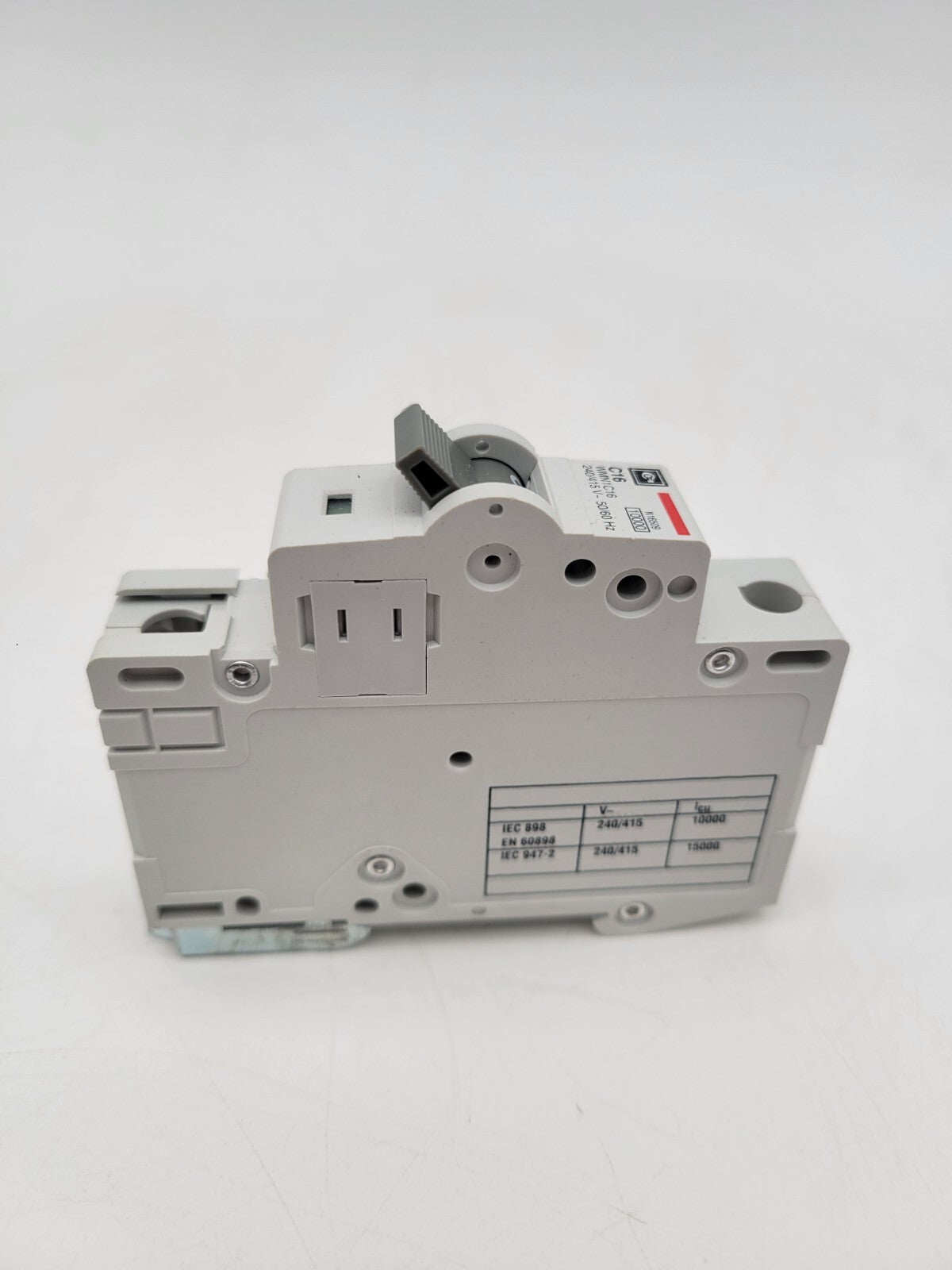 Cutler Hammer	WMN1C16 Miniature Circuit Breaker	16 Amp 1 Pole 10kA 240/415 VAC