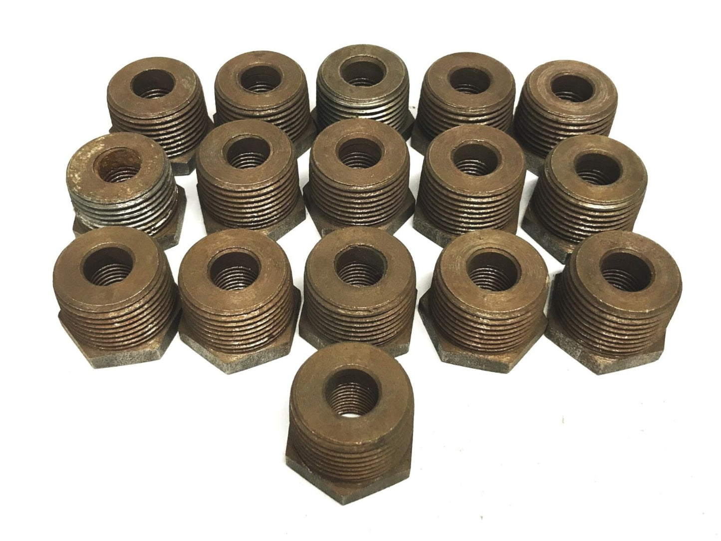 Unbranded 3/4 inch Male x 1/4 inch Female Reducing Hex Bushing [Lot of 16] NOS