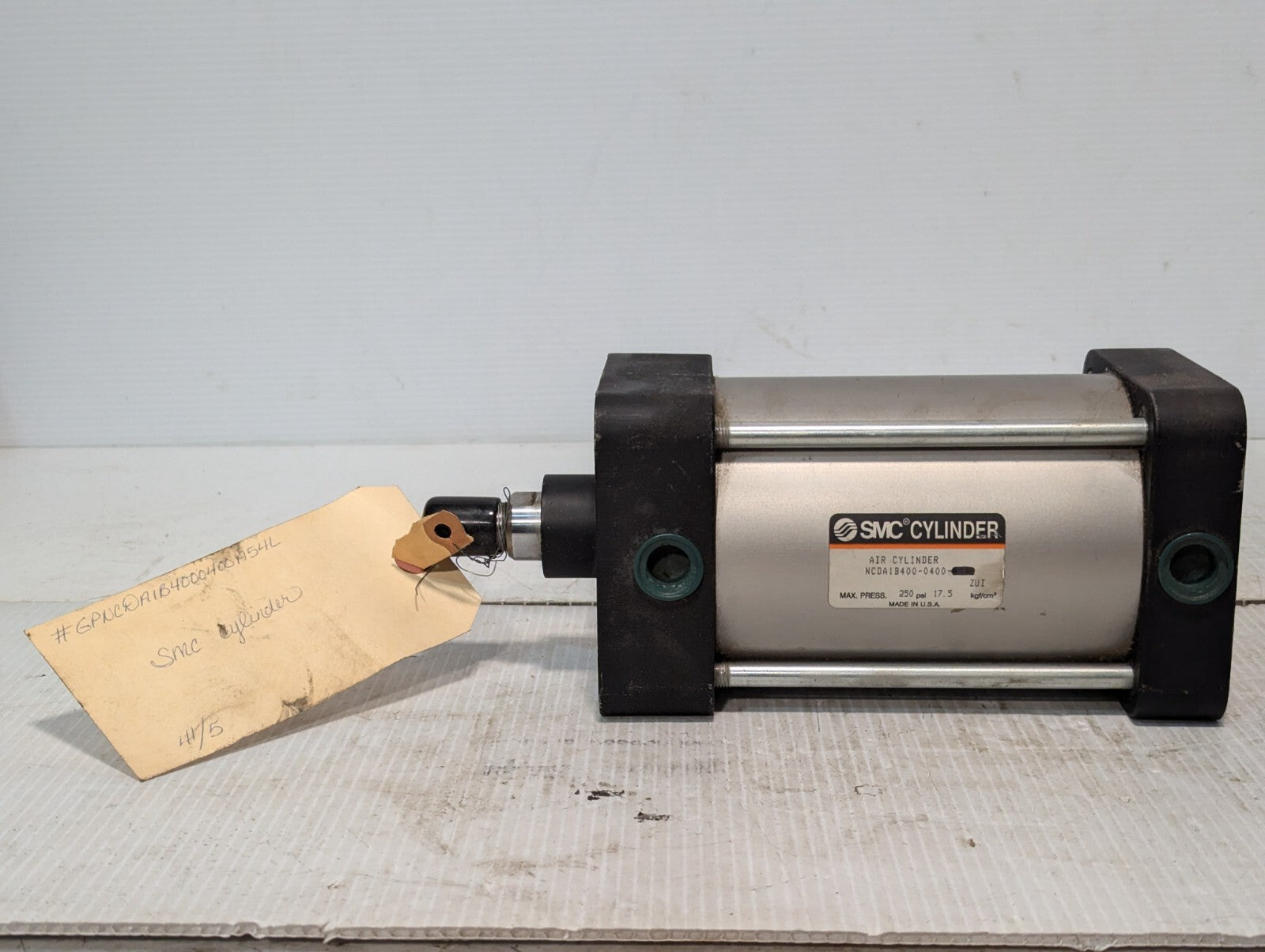 SMC NCDA1B400-0400-A54L Pneumatic Air Cylinder 250PSI Max