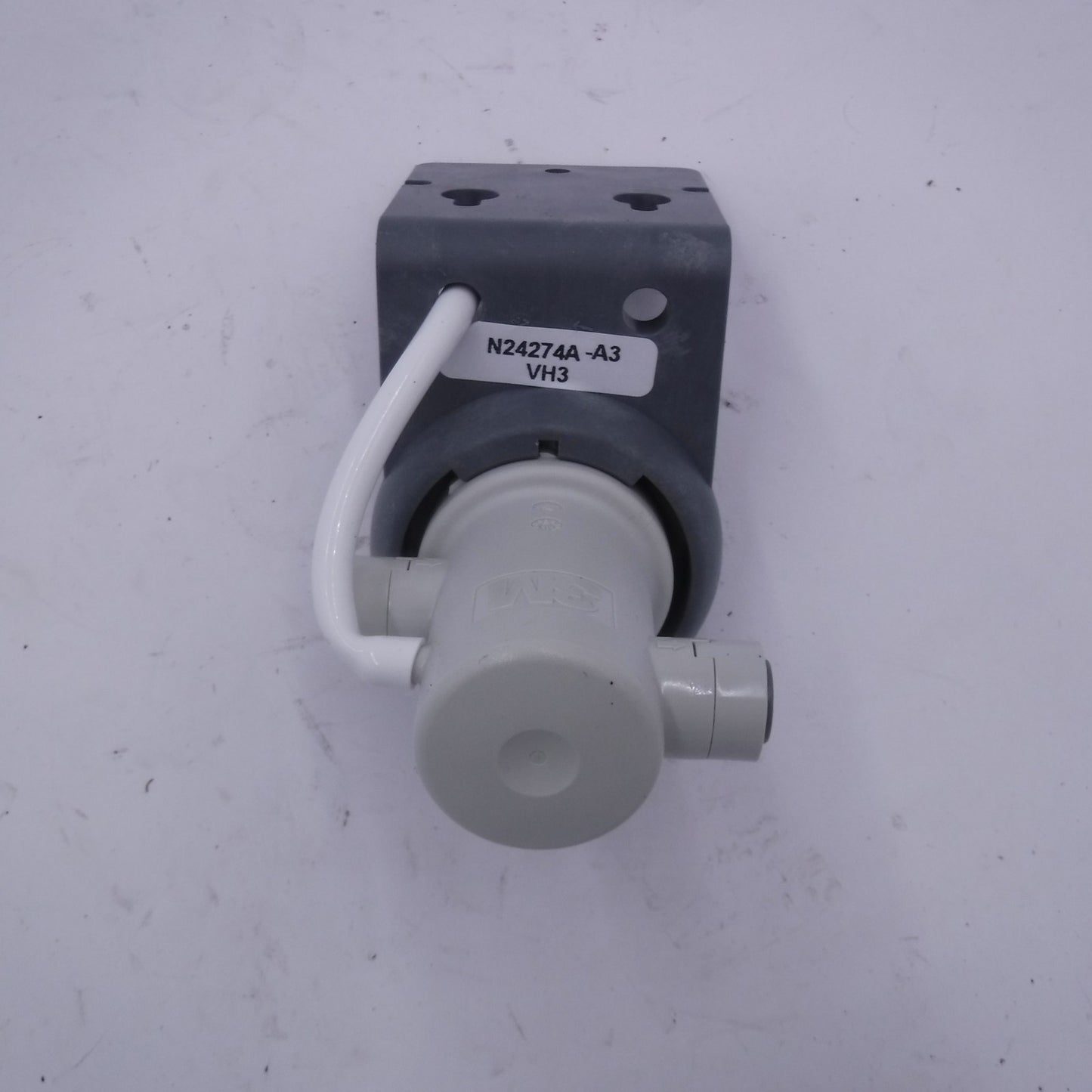 3M VH3 Filter Head W/Built In Shut Off Valve 52-18002 For 3M OCS Water Systems