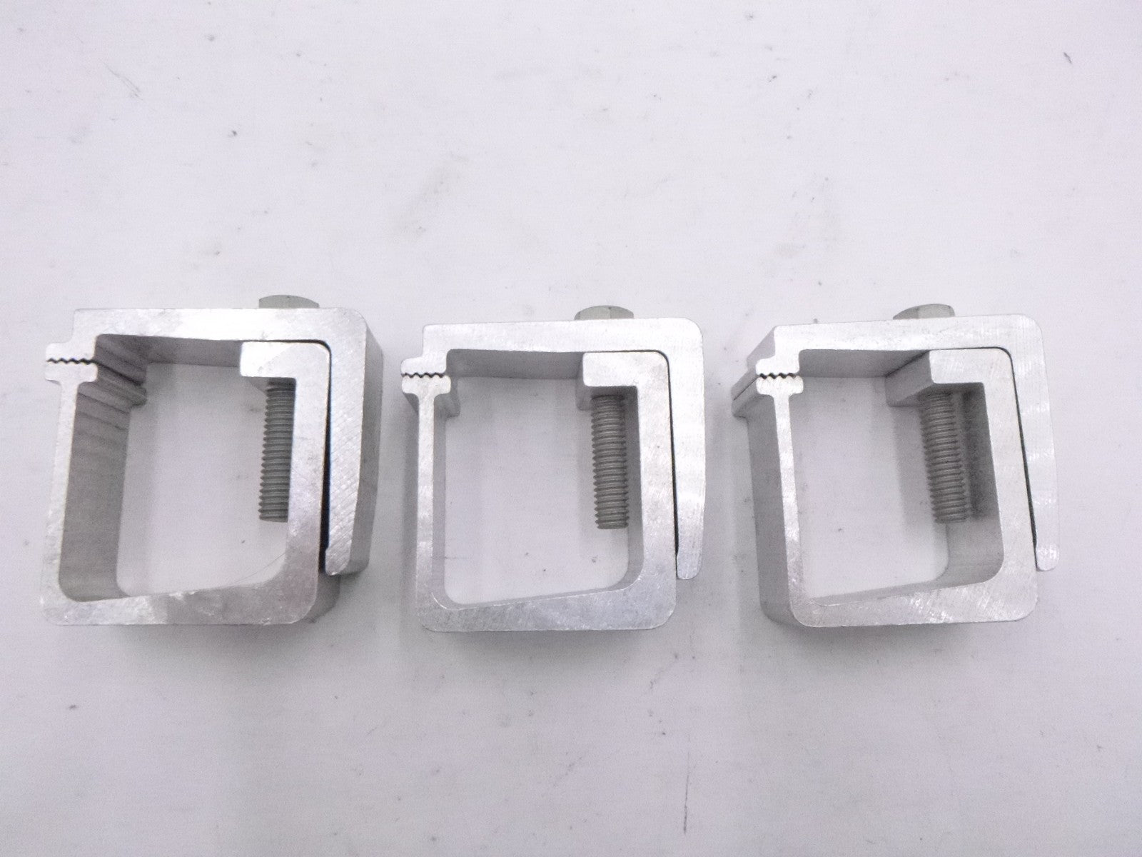 3 Pack Truxedo 1703561GVP Aluminum Tonneau Cover Rail Clamps for TruXport Rails