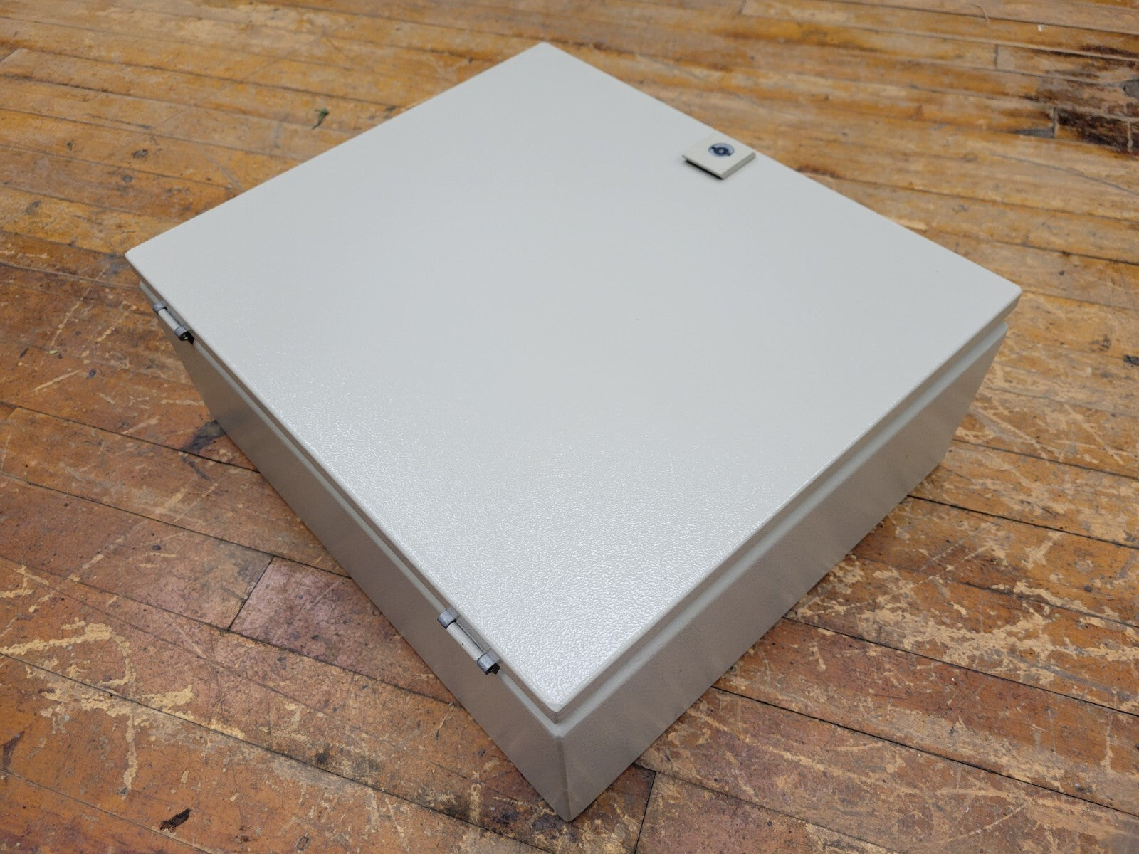 Rittal 1755600 EB Enclosure Hinged Cover Wall Mounted NEMA 1, 3R, 4, 12 EB Serie