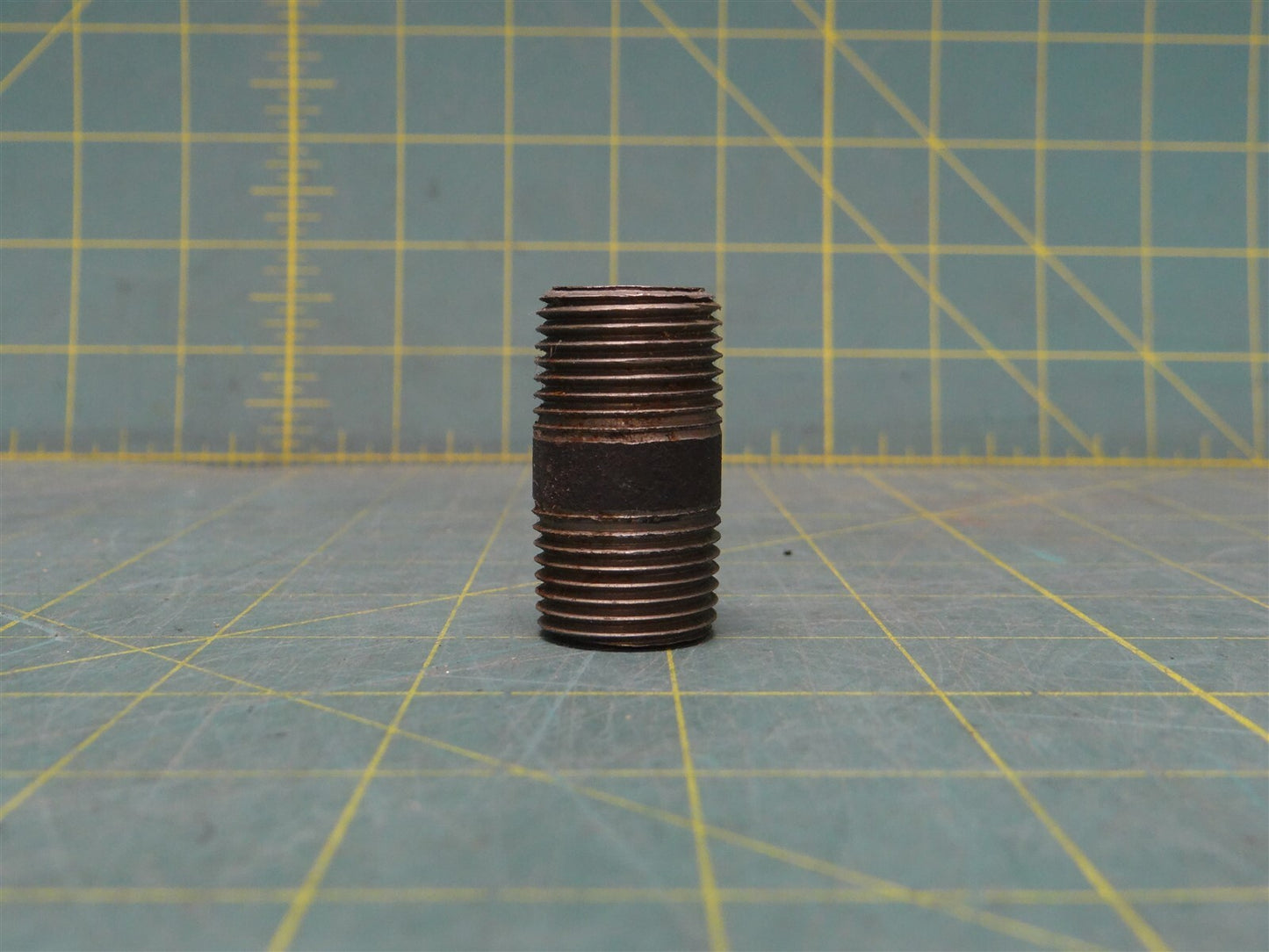3/4" x 1 1/2" Pipe Fitting Nipple MNPT Steel Tapered Threaded Schedule 10 Welded