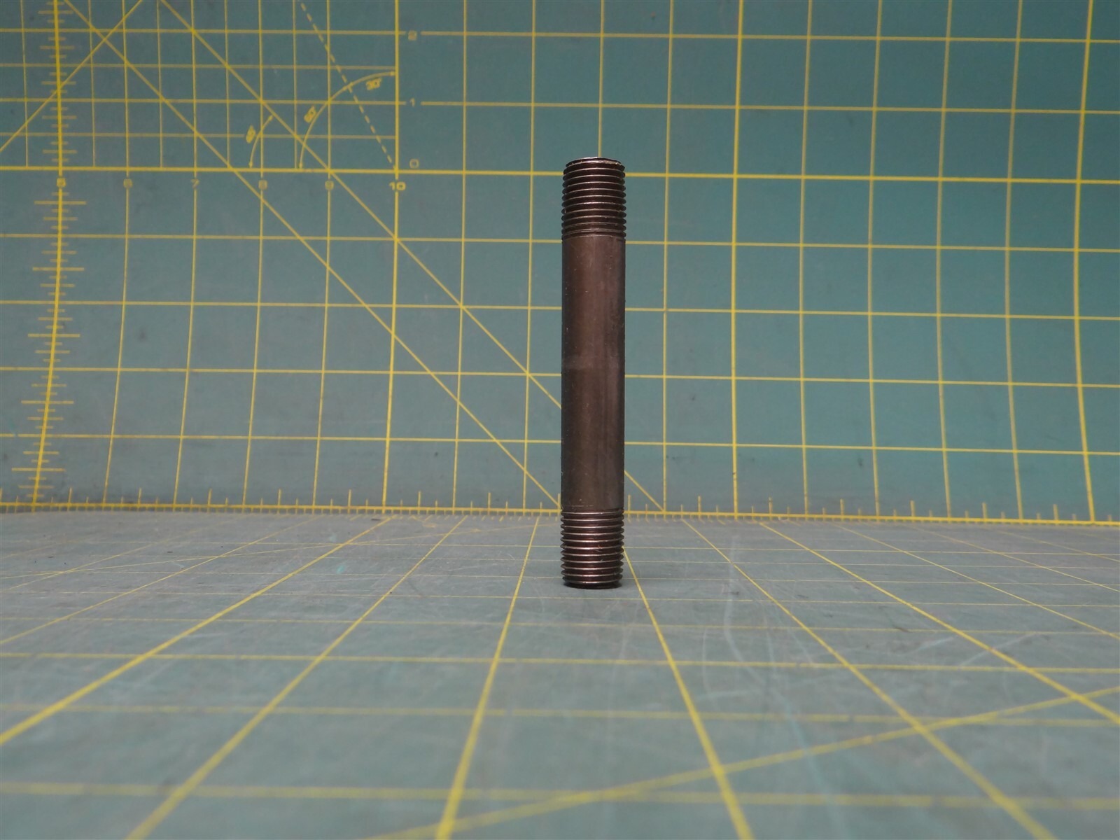 1/4" x 3 1/2" Pipe Fitting Nipple Male NPT Steel Tapered Threaded Sch 80 Welded