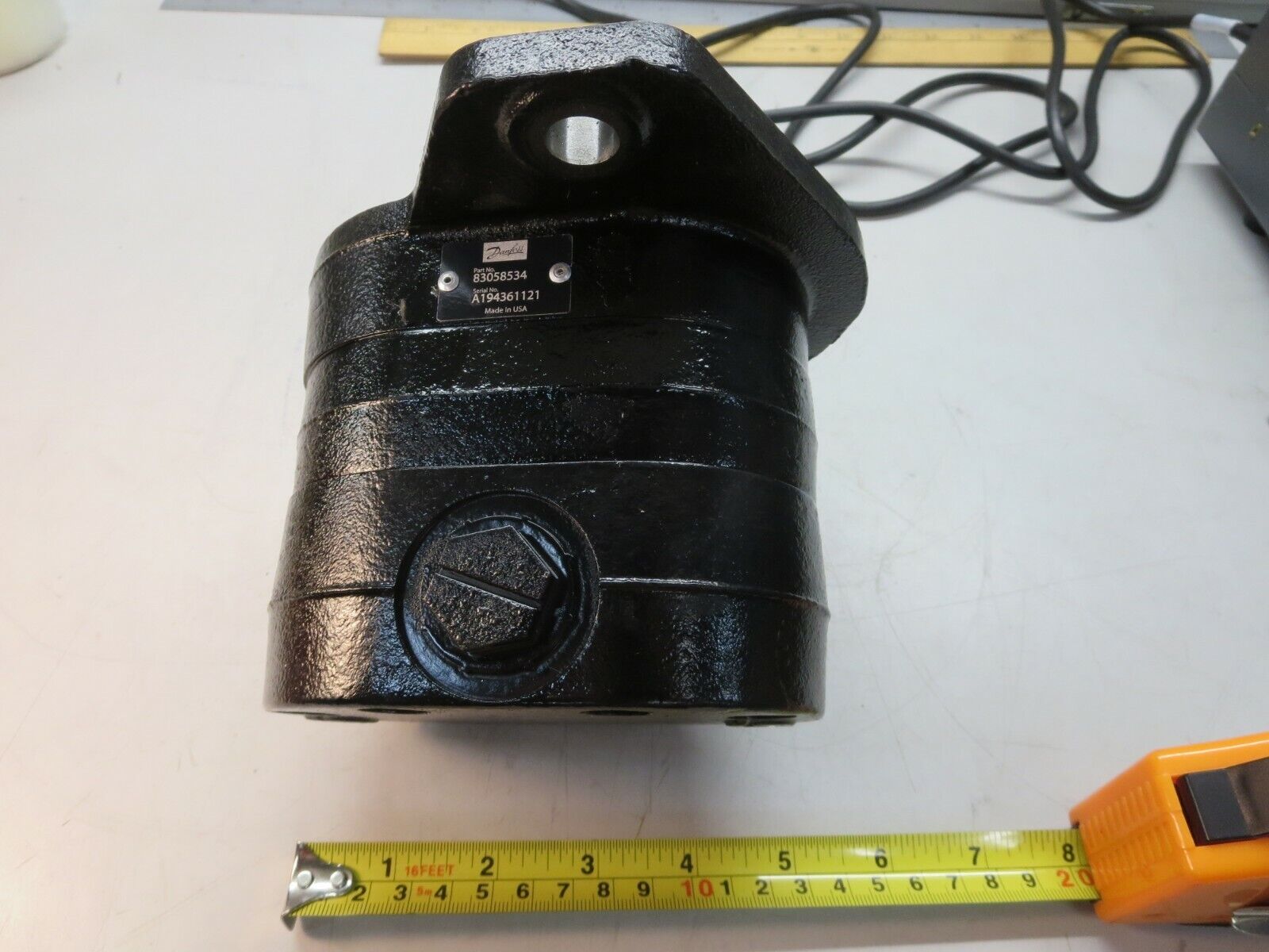 Danfoss, 83058534, D-Series Gear Motor, 21 CC, Cast Iron, "New"