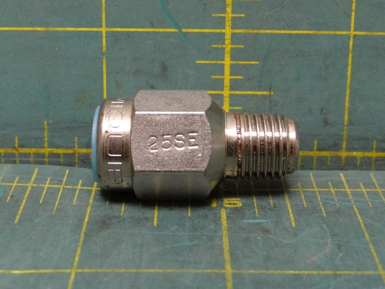 ChemiQuip Products 25SE Stainless Pressure Dampener Snubber 1/4" MNPT to FNPT